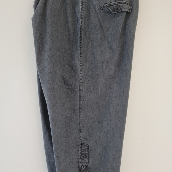 Larry Levine Woman Capris 22W - Picture 2 of 6